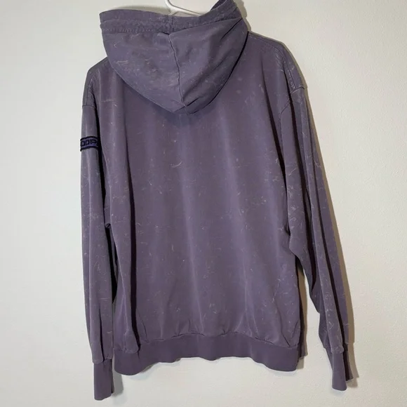 Nike Men’s Force Hoops Narrative Narr Hoodie in Purple and Black Size Large